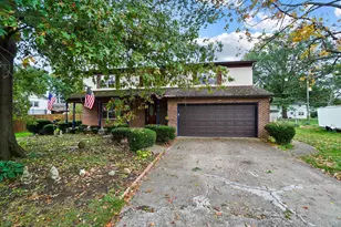 320 Briarwood Dr, Columbus, OH 43213 - Photo 3