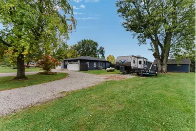 2454 Bogus Road SE, Washington Court House, OH 43160 - Photo 5