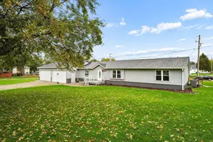 5102 Fairfield Beach Rd NE, Thornville, OH 43076 - Photo 1