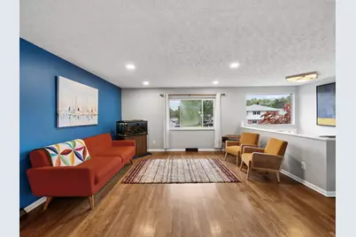 958 Thomas Lane, Columbus, OH 43220 - Photo 3