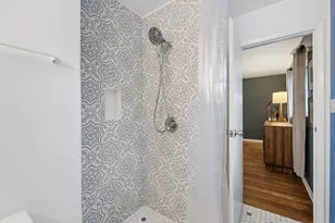 958 Thomas Ln, Columbus, OH 43220 - Photo 21