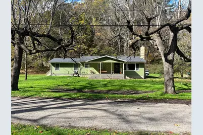 8875 Main Street SE, Corning, OH 43730 - Photo 1