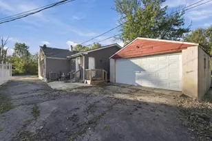 2222 Century Dr, Columbus, OH 43211 - Photo 35