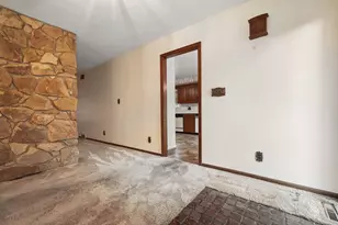 5220 Hampton Ct, Zanesville, OH 43701 - Photo 13
