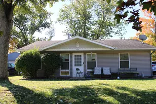 613 W William St, Delaware, OH 43015 - Photo 1