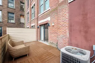 8 E Broad St, Columbus, OH 43215 - Photo 37