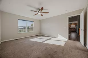 159 Chestnut Commons Dr, Commercial Point, OH 43116 - Photo 25