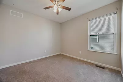 159 Chestnut Commons Drive, Commercial Point, OH 43116 - Photo 33