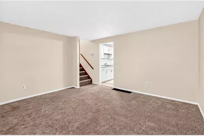 1392 E Mithoff Street, Columbus, OH 43206 - Photo 3
