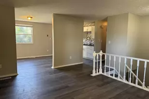 6673 Centennial Dr, Reynoldsburg, OH 43068 - Photo 5