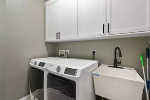 7651 Kestrel Way E, Dublin, OH 43017 - Photo 29