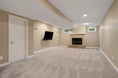 7651 Kestrel Way E, Dublin, OH 43017 - Photo 43