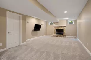 7651 Kestrel Way E, Dublin, OH 43017 - Photo 43