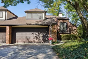 225 St Pierre St, Worthington, OH 43085 - Photo 5