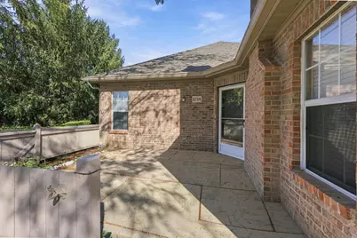 5734 Willow Lake Drive, Grove City, OH 43123 - Photo 3