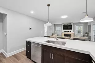 1942 Guilford Rd, Columbus, OH 43221 - Photo 19