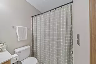 1112 Tenagra Way, Columbus, OH 43228 - Photo 39