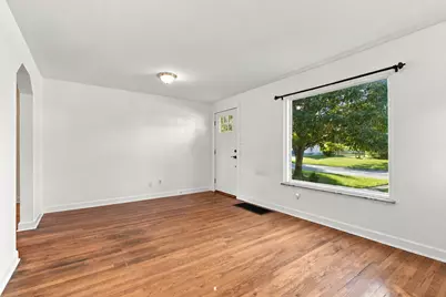 166 E Jeffrey Place, Columbus, OH 43214 - Photo 7