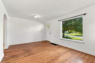 166 E Jeffrey Pl, Columbus, OH 43214 - Photo 7
