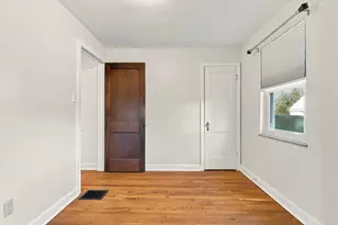 166 E Jeffrey Pl, Columbus, OH 43214 - Photo 23
