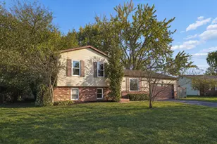 2265 Park Ridge Dr, Grove City, OH 43123 - Photo 1