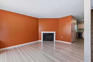4846 Snowbird Cir, Columbus, OH 43229 - Photo 9