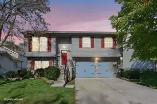 5608 Reebok Dr, Hilliard, OH 43026 - Photo 1