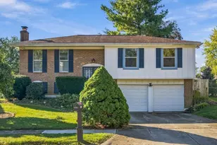2005 Smoky View Blvd, Powell, OH 43065 - Photo 1