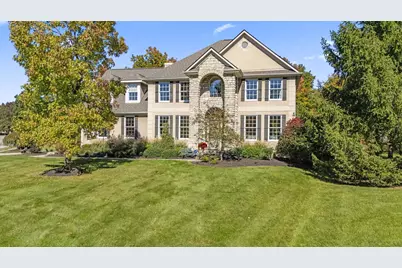 272 Crossing Creek N, Columbus, OH 43230 - Photo 1