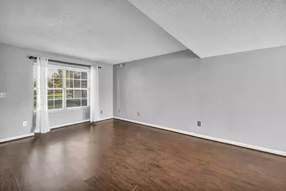 4975 Stoneybrook Boulevard #14E, Hilliard, OH 43026 - Photo 5