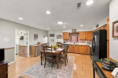 1753 W Walnut Street, Lancaster, OH 43130 - Photo 9