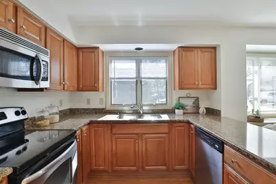 6466 Strathaven Court E #3D, Worthington, OH 43085 - Photo 11