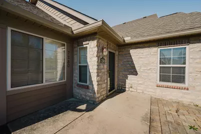7280 Falls View Circle, Delaware, OH 43015 - Photo 5