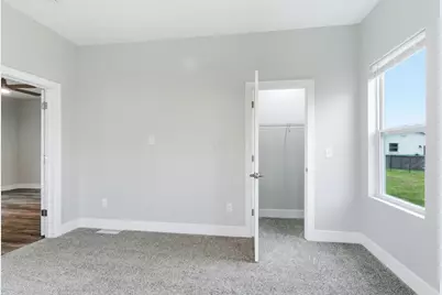 207 W Elm Street, Washington Court House, OH 43160 - Photo 7