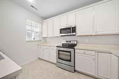 1616 Chestnut Farms Loop #11, Grove City, OH 43123 - Photo 13