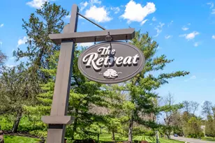 690 Retreat Ln, Powell, OH 43065 - Photo 1