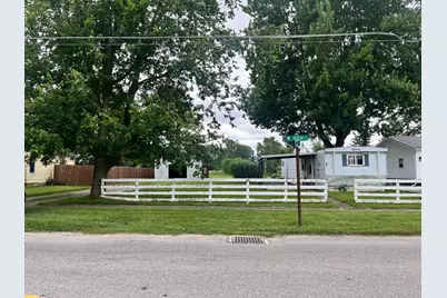 43 W High Street, Ashley, OH 43003 - Photo 1