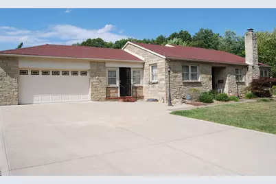 315 Parkway Drive, Zanesville, OH 43701 - Photo 1