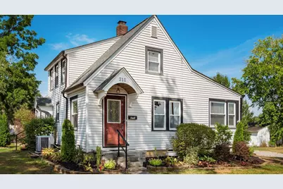 211 Brown Street, Baltimore, OH 43105 - Photo 1