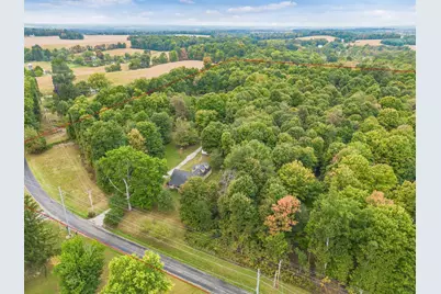 16131 Divelbiss Road, Mount Vernon, OH 43050 - Photo 1