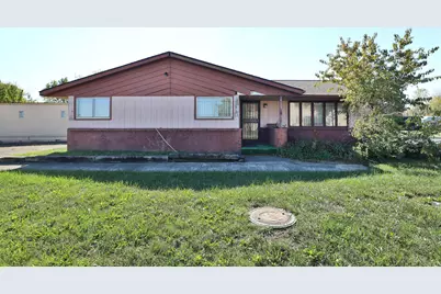 4605 E 5th Avenue, Columbus, OH 43219 - Photo 1