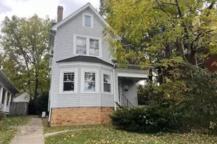 324 E Main St, Lancaster, OH 43130 - Photo 1