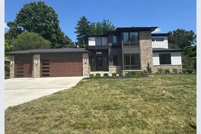 3130 S Dorchester Road, Columbus, OH 43221 - Photo 1