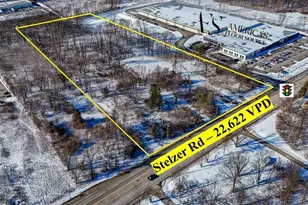 2051 Stelzer Rd, Columbus, OH 43219 - Photo 1