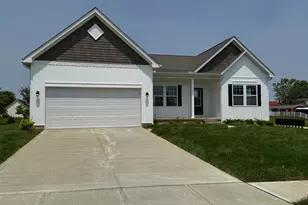 450 Creekside Dr, Commercial Point, OH 43116 - Photo 1