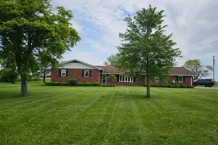 7850 State Route 38 NE, Bloomingburg, OH 43106 - Photo 1