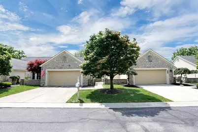 2621 Vililly Circle W, Grove City, OH 43123 - Photo 1