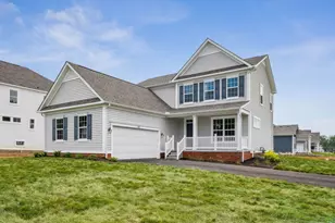 201 Isleta Dr, Pataskala, OH 43062 - Photo 1