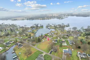 8 Lakeshore Dr W, Hebron, OH 43025 - Photo 1