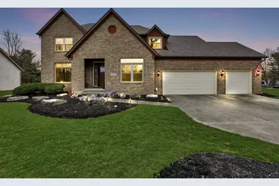 8823 Chateau Drive, Pickerington, OH 43147 - Photo 1